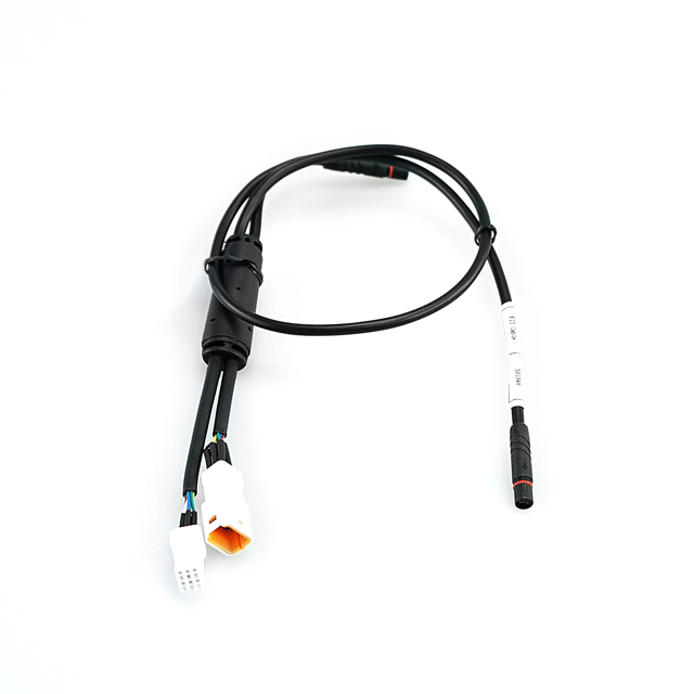 FIT distribution cable for accessories with 4 connections